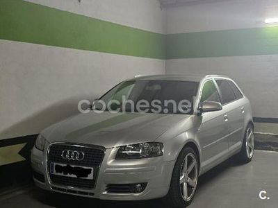 Usado Audi A3 Ambition 250 CV (183 kW) 2005 Gris / plata Berlina