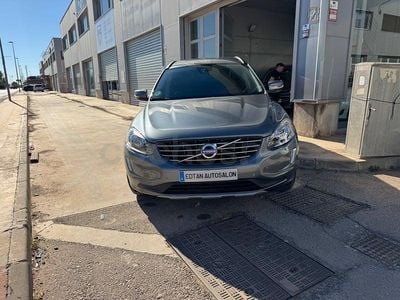 Usado Volvo XC60 Momentum 190 CV (139 kW) 2017 Gris / plata SUV