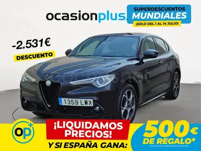 Usado Alfa Romeo Stelvio Sprint 190 CV (139 kW) 2022 Negro SUV