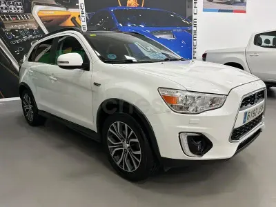 Usado Mitsubishi ASX Motion 114 CV (83 kW) 2016 Blanco SUV