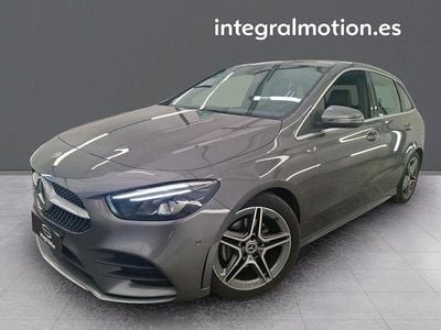 Usado Mercedes B200 163 CV (119 kW) 2022 Gris Monovolumen