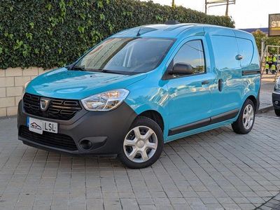 Verde Usado 2021 Dacia Dokker Essentiel Monovolumen | 13.950 € (Un poco caro)
