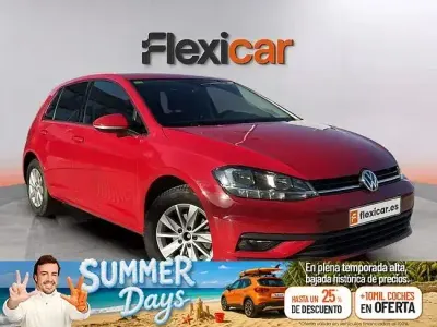 Usado VW Golf VII Advance 115 CV (84 kW) 2020 Rojo