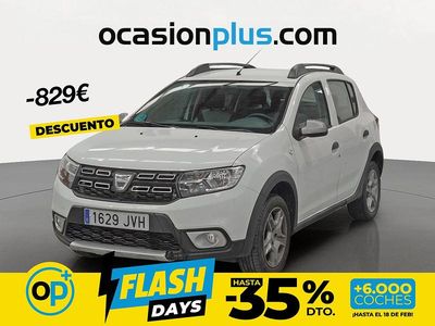 Usado Dacia Sandero Stepway 90 CV (66 kW) 2016 Blanco Utilitario