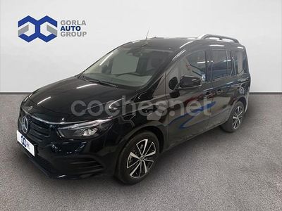 Mercedes EQT200