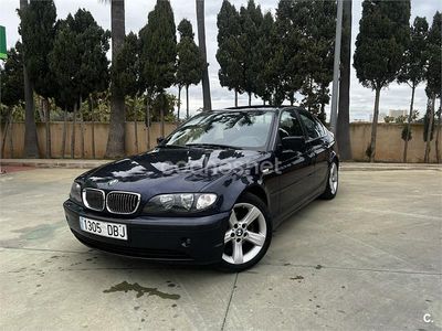 Usado BMW 318 143 CV (105 kW) 2004 Azul Berlina