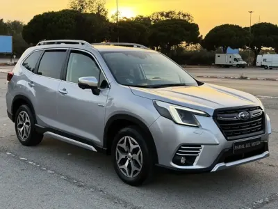 Usado Subaru Forester 151 CV (111 kW) 2022 Plateado SUV