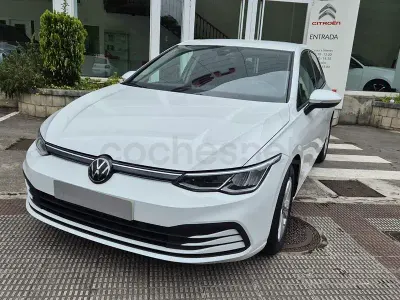 Usado VW Golf VIII Life 115 CV (84 kW) 2023 Blanco Berlina