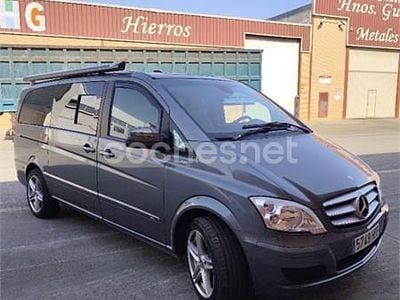 Usado Mercedes Viano 163 CV (119 kW) 2013 Gris / plata Monovolumen