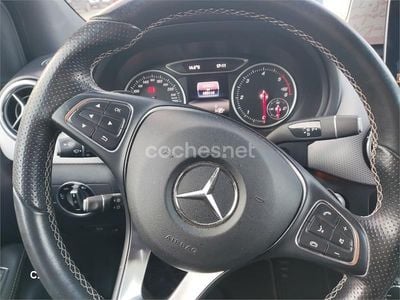 Mercedes B200