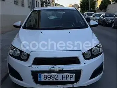 Usado Chevrolet Aveo LT 95 CV (69 kW) 2013 Blanco Berlina