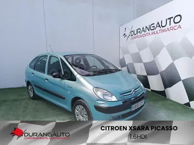 Usado Citroën Xsara Picasso 110 CV (80 kW) 2004 Azul Monovolumen