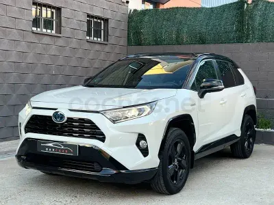 Usado Toyota RAV4 Hybrid Style 222 CV (163 kW) 2021 Blanco SUV