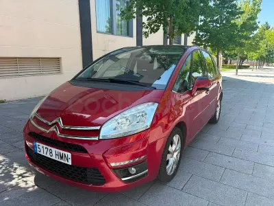 Usado Citroën C4 Picasso Exclusive 150 CV (110 kW) 2012 Rojo Monovolumen