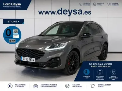 Usado Ford Kuga ST-Line X 225 CV (165 kW) 2023 Gris / plata SUV