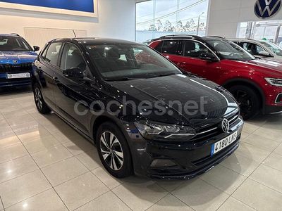 Usado VW Polo Advance 95 CV (69 kW) 2021 Negro Berlina