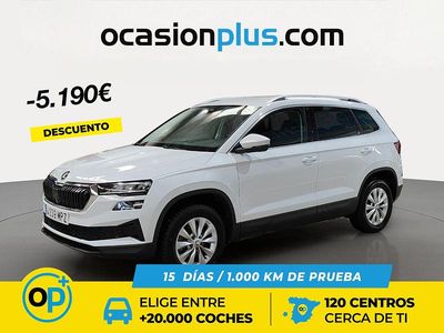 Usado Skoda Karoq Selection 115 CV (84 kW) 2024 Blanco SUV