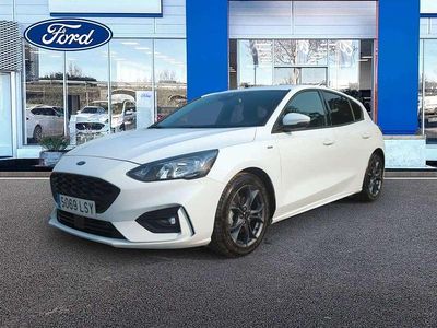 Begagnad Ford Focus ST-Line 125 HK (91 kW) 2021 Vit Halvkombi
