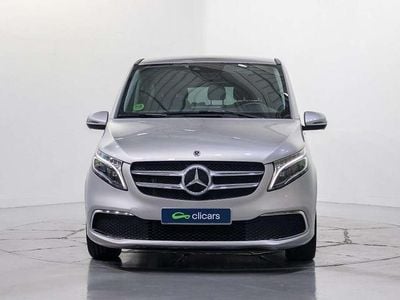 Plateado Usado 2021 Mercedes V250 Avantgarde Monovolumen | 41.890 €
