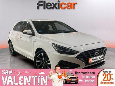 Usado Hyundai i30 120 CV (88 kW) 2021 Blanco