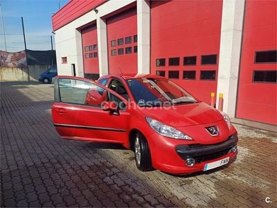 Usado Peugeot 207 GTi 110 CV (80 kW) 2006 Rojo Berlina