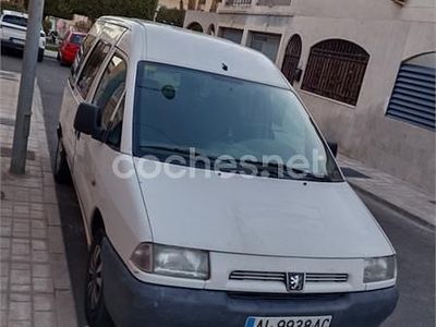 Blanco Usado 2009 Peugeot Partner Monovolumen | 2500 €