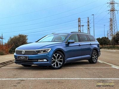Usado VW Passat Advance 150 CV (110 kW) 2017 Azul Familiar