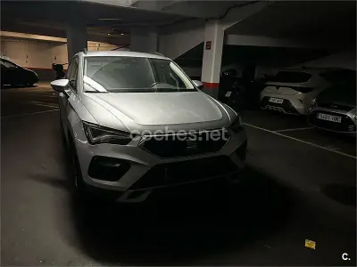 Usado Seat Ateca Style 150 CV (110 kW) 2023 Gris / plata SUV