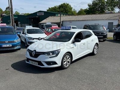 Usado Renault Mégane IV Bose Edition 115 CV (84 kW) 2019 Blanco Berlina