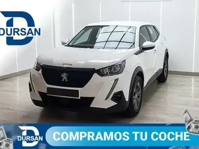 Usado Peugeot 2008 Active 100 CV (73 kW) 2023 Blanco SUV