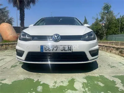 Usado VW Golf VII Sportline 150 CV (110 kW) 2016 Blanco Berlina