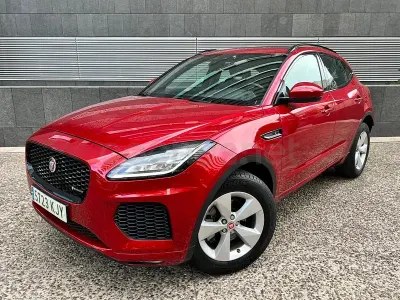 Usado Jaguar E-Pace R-Dynamic 150 CV (110 kW) 2018 Rojo SUV