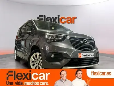 Usado Opel Combo Innovation 100 CV (73 kW) 2019 Gris Monovolumen