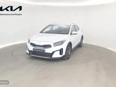 Usado Kia XCeed 100 CV (73 kW) 2025 Blanco SUV