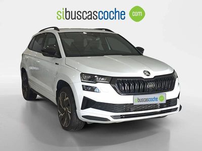 Blanco Usado 2022 Skoda Karoq SportLine SUV | 26.990 € (Caro)