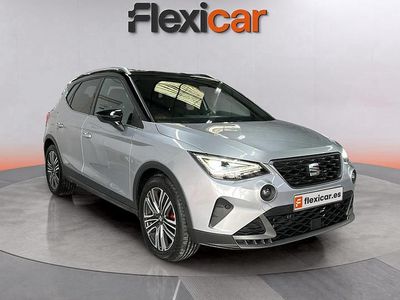 Usado Seat Arona FR 110 CV (80 kW) 2024 Gris SUV