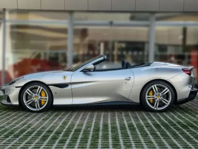 Usado Ferrari Portofino 620 CV (456 kW) 2019 Gris Descapotable