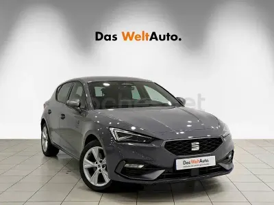 Usado Seat Leon FR 204 CV (150 kW) 2026 Gris / plata Berlina