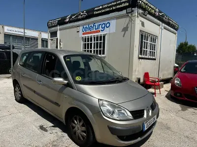 Usado Renault Grand Scénic II Dynamique 130 CV (95 kW) 2007 Gris / plata Monovolumen