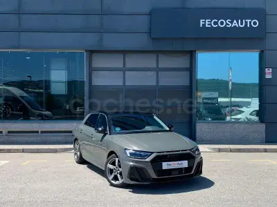 Usado Audi A1 Sportback S-Line 110 CV (80 kW) 2023 Gris / plata Utilitario
