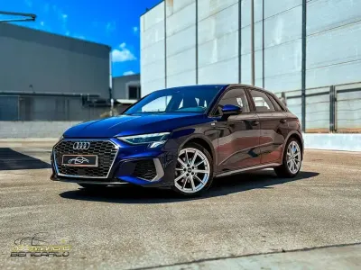 Usado Audi A3 Sportback S-Line 116 CV (85 kW) 2022 Azul Utilitario