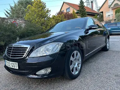 Usado Mercedes S320 235 CV (172 kW) 2009 Negro Berlina