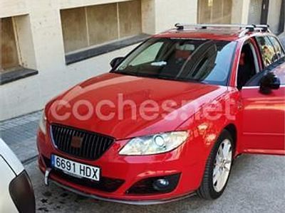 Usado Seat Exeo Sport 143 CV (105 kW) 2011 Rojo Familiar