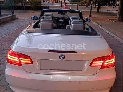 Usado BMW 320 Cabriolet 177 CV (130 kW) 2008 Blanco Descapotable