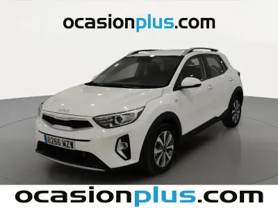 Usado Kia Stonic 100 CV (73 kW) 2025 Blanco SUV