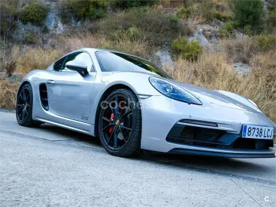 Usado Porsche 718 Cayman GTS 365 CV (268 kW) 2019 Gris / plata Coupe