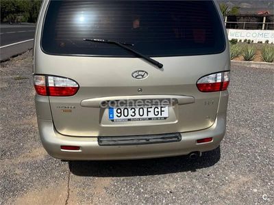 Usado Hyundai H-1 99 CV (72 kW) 2006 Beige Monovolumen