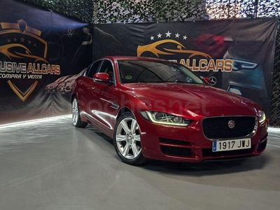 Usado Jaguar XE Prestige 180 CV (132 kW) 2017 Rojo Berlina