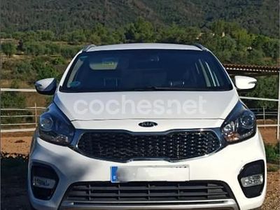 Usado Kia Carens 115 CV (84 kW) 2017 Blanco Monovolumen