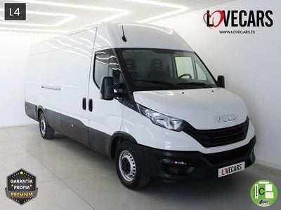 Usado Iveco Daily 170 CV (125 kW) 2023 Blanco Berlina